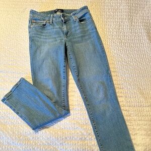 GAP Denim size 6/28R, classic straight